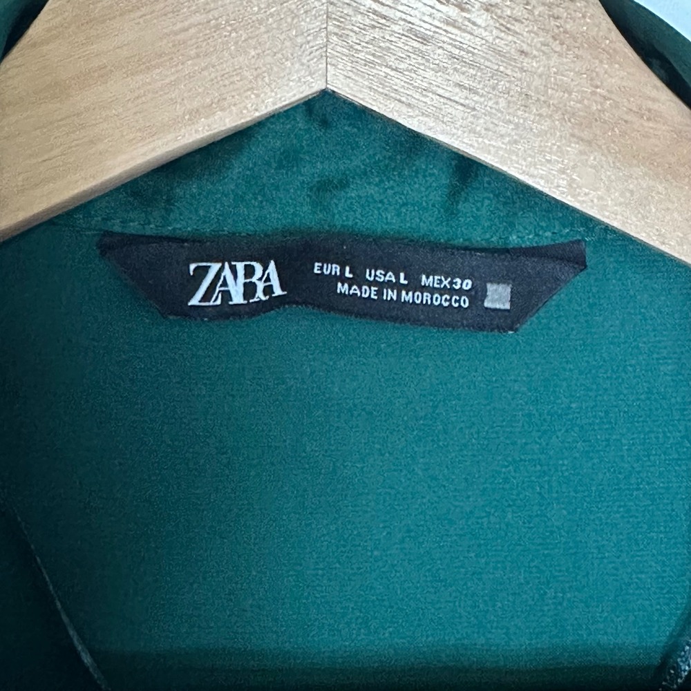 Zara Emerald Green Satin Button Down  Oversized Long Sleeve‎ Blouse Size L - Picture 3 of 8